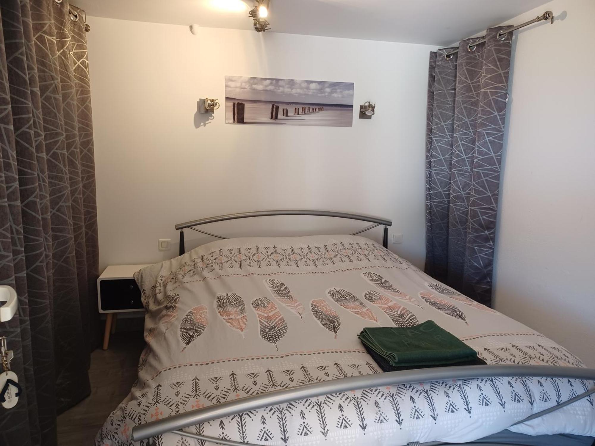 Appartement Rez De Jardin Dans Villa Vue Mer 滨海卡瓦莱尔 外观 照片